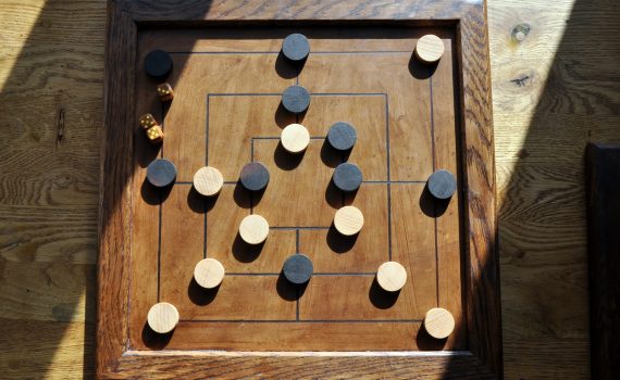 Sujet - Jeux - Moyen âge - Mérelle